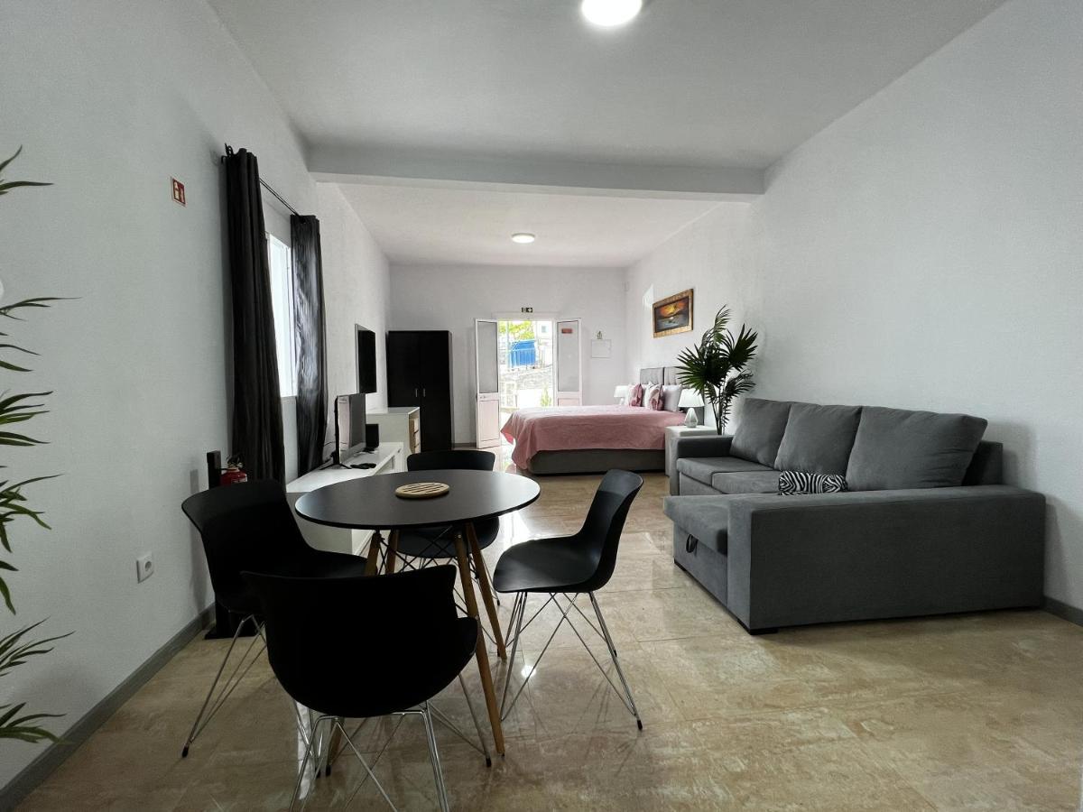 Studio Home Away From Home カニサル エクステリア 写真